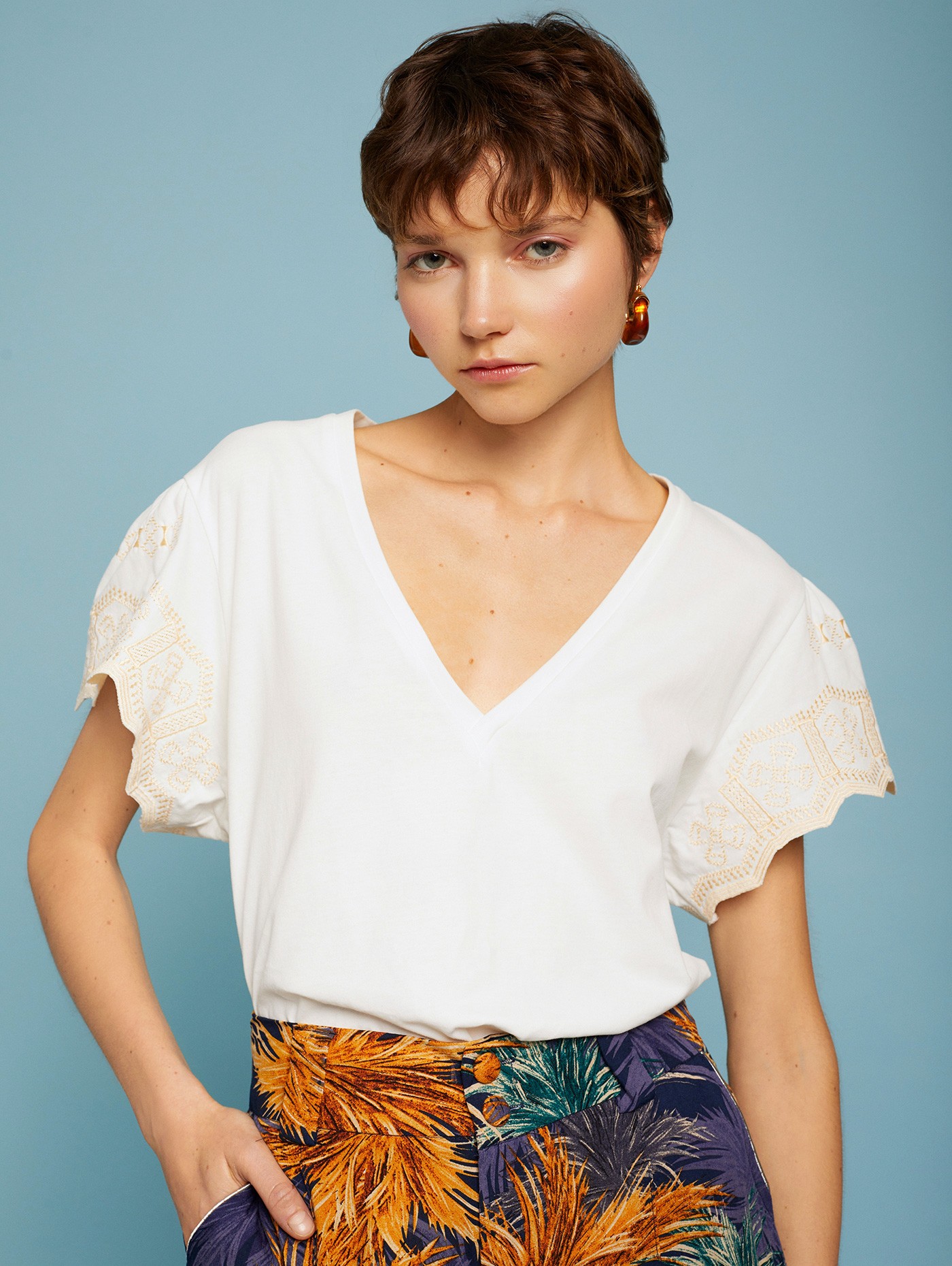 T-SHIRT MEISIE